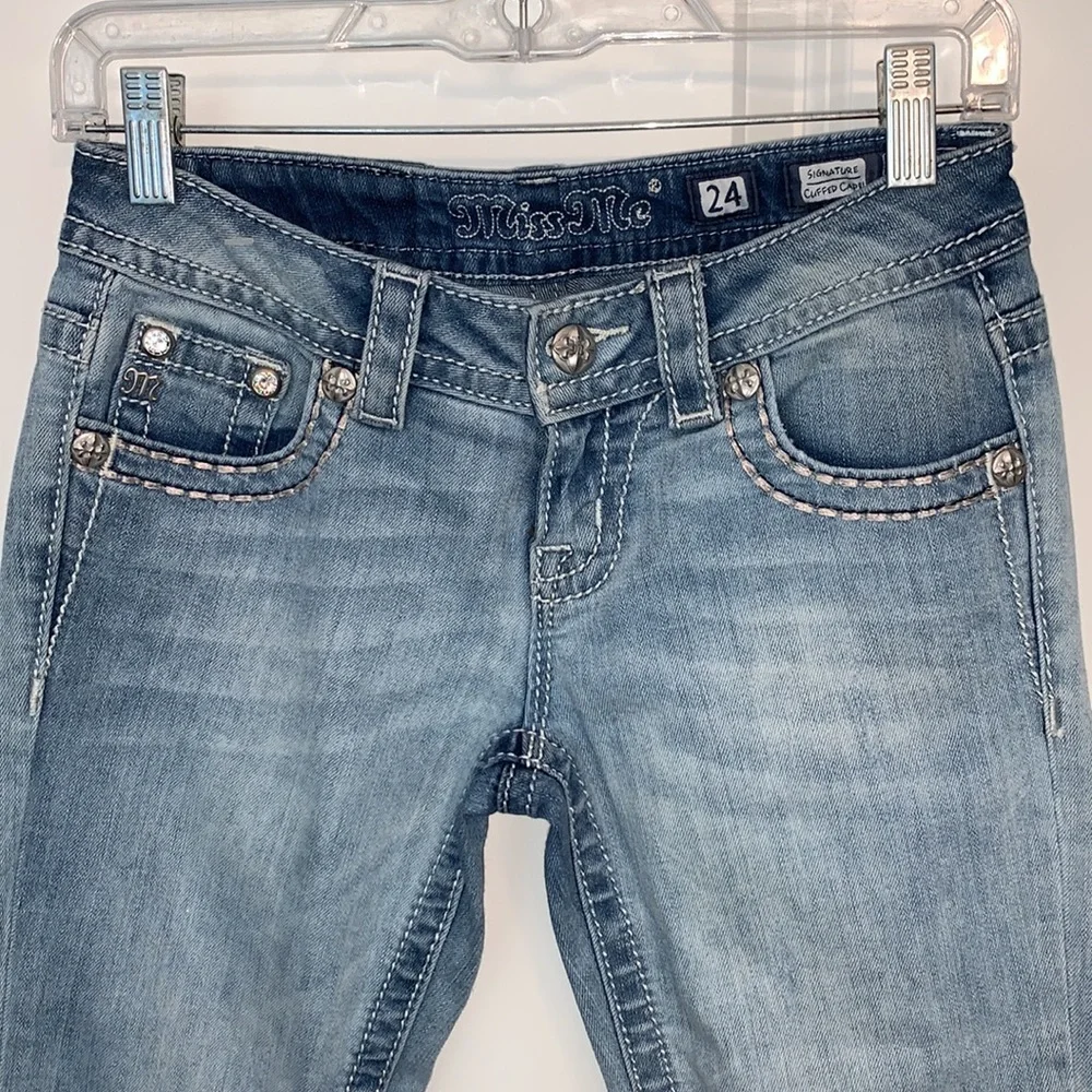 MISS ME BRAND NEW & BEAUTIFUL SIZE 24 CUFFED CAPRI JEANS - Picture 4 of 8